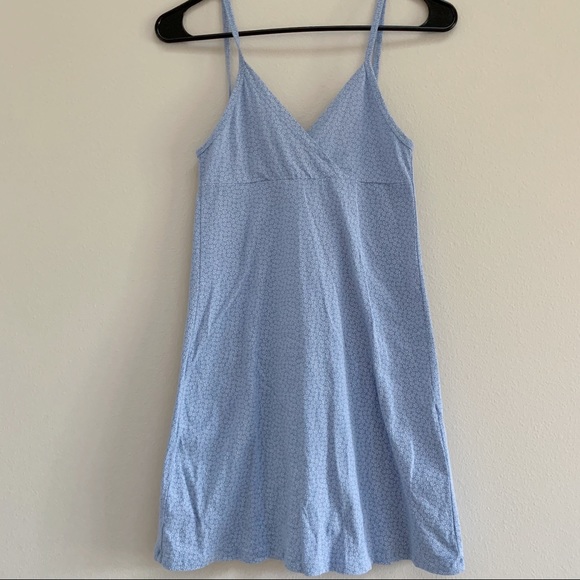 Brandy Melville Dresses & Skirts - Brandy Melville Blue Floral Amara Dress